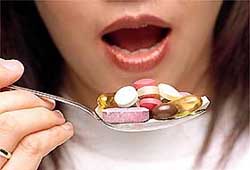 A panel of medical and nutritional professionals has rebuked an essay published in the Feb. 28 issue of the JAMA (Journal of the American Medical Association), which claimed that taking vitamins increases the risk of death.